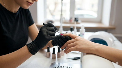 The Best Disposable Gloves for Nail Technicians and Estheticians: Acetone Resistance, Comfort, and Style